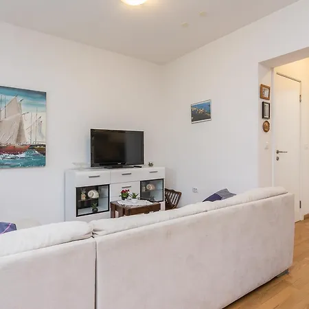 Penthouse With Roof Terrace With Jacuzzi Διαμέρισμα Ζαντάρ