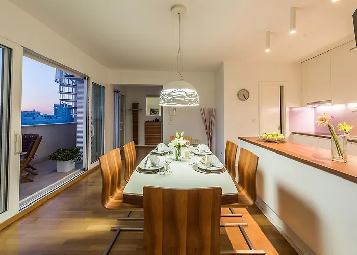 Penthouse With Roof Terrace With Jacuzzi זאדאר