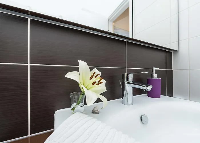 Penthouse With Roof Terrace With Jacuzzi * זאדאר