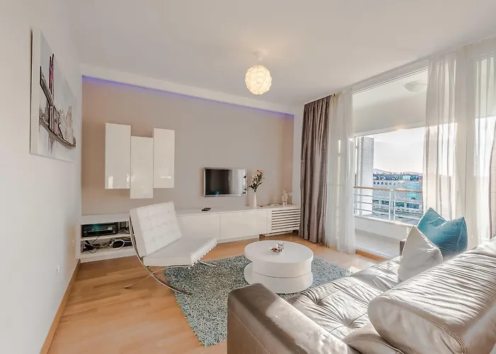 Penthouse With Roof Terrace With Jacuzzi * Zadar